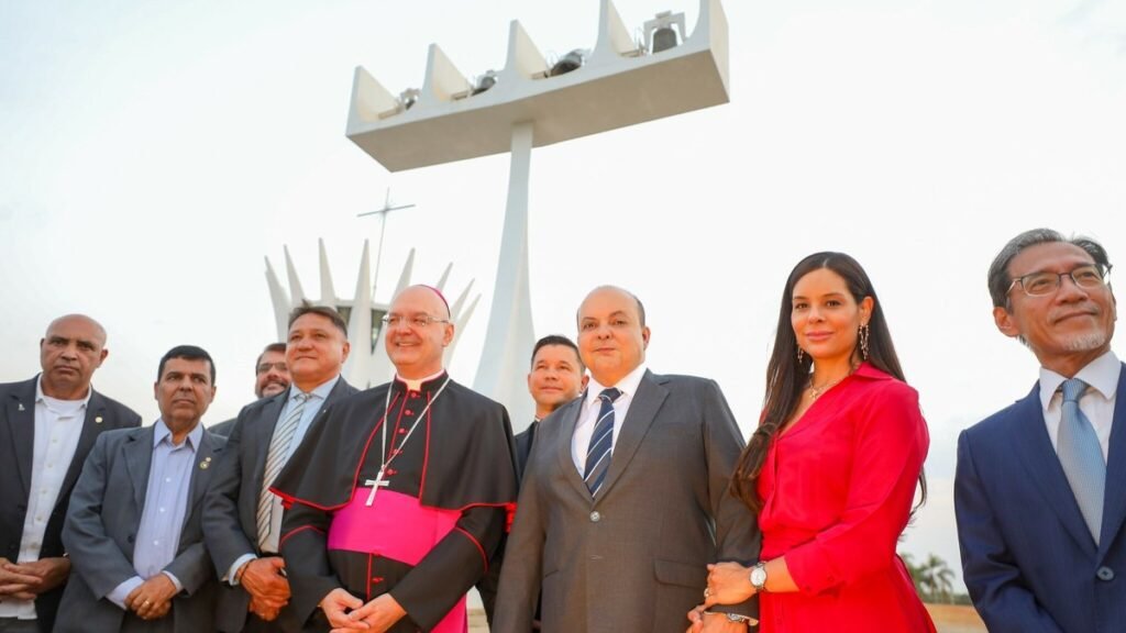 Após restauração completa, sinos da Catedral Metropolitana voltam a tocar em Brasília