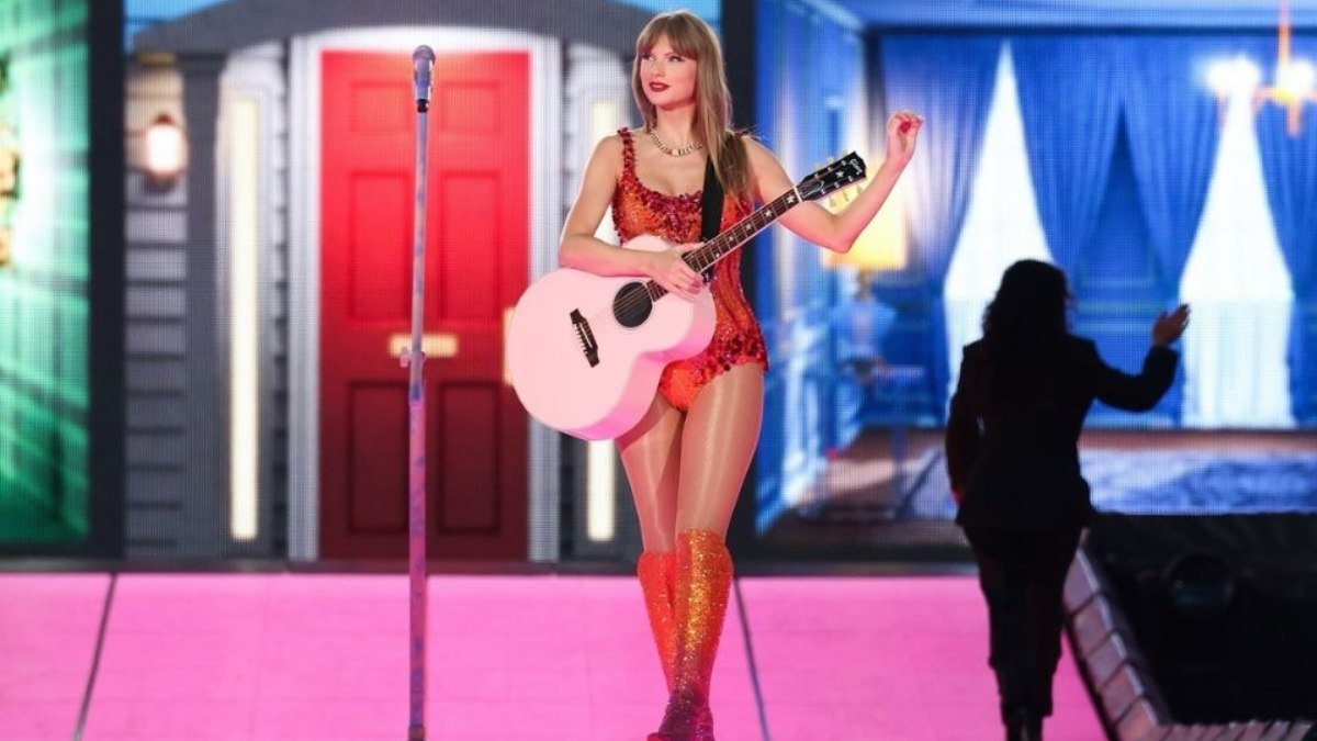 Taylor Swift anuncia fim da The Eras Tour