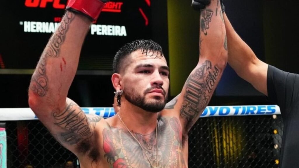 Michel Pereira é nocauteado por Anthony Hernandez