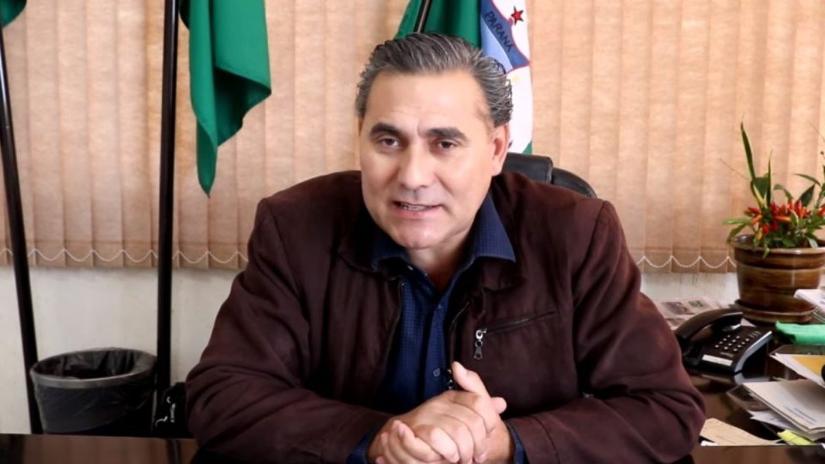 Prefeito de cidade do Paraná é acusado de matar jovem atropelado e fugir com carro oficial