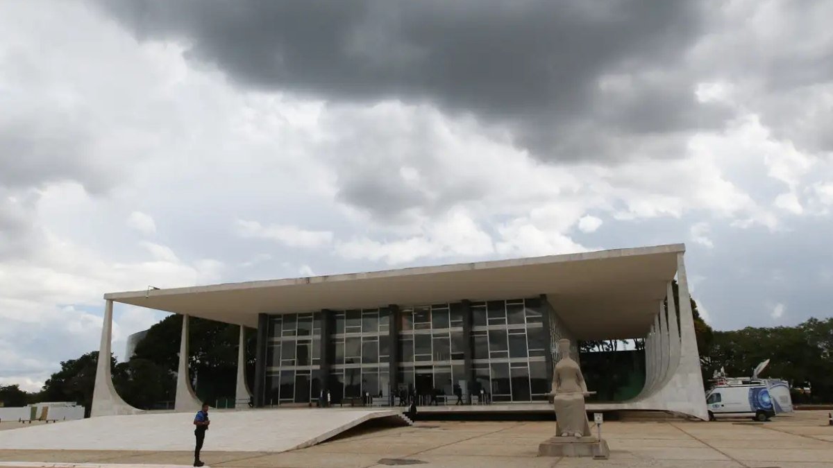 Sala do STF atingida por incêndio é liberada após vistoria dos bombeiros