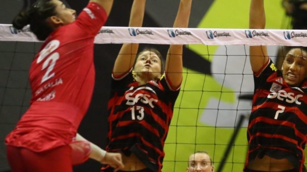 Unilife Maringá vence o Sesc Flamengo fora de casa pela Superliga feminina