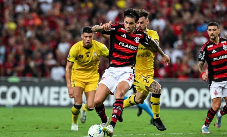 Flamengo joga mal, mas vence Táchira e vai às oitavas da Liberta Flamengo joga mal, mas vence Táchira e vai às oitavas da Liberta