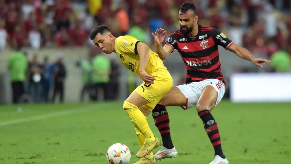 Fabrício Bruno reconhece mal desempenho e pede desculpas após queda