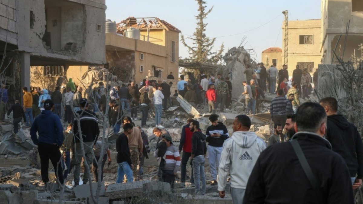 Bombardeio contra centro da Defesa Civil deixa 12 mortos no Líbano