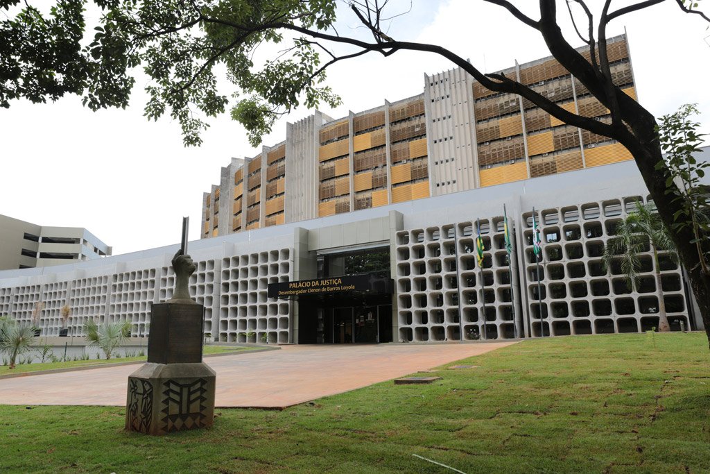 TJ GO seleciona 41 profissionais com salários de até R$ 5,2 mil