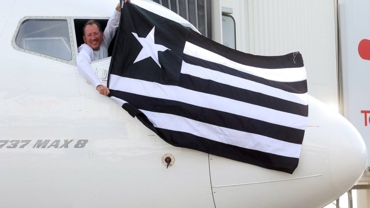Campeão da América, Botafogo chega ao Rio de Janeiro
