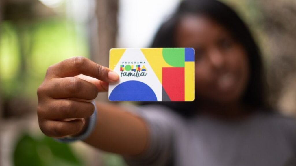 Bolsa Família paga parcela de setembro nesta sexta; veja valores e quem recebe