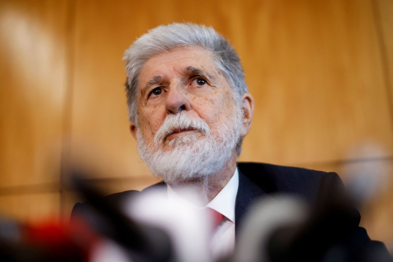 Ataques israelenses no Líbano são tremendamente revoltantes, diz Celso Amorim Ataques israelenses no Líbano são tremendamente revoltantes, diz Celso Amorim