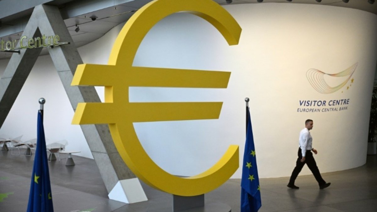 Inflação na zona do euro fica abaixo de 2% pela primeira vez desde 2021