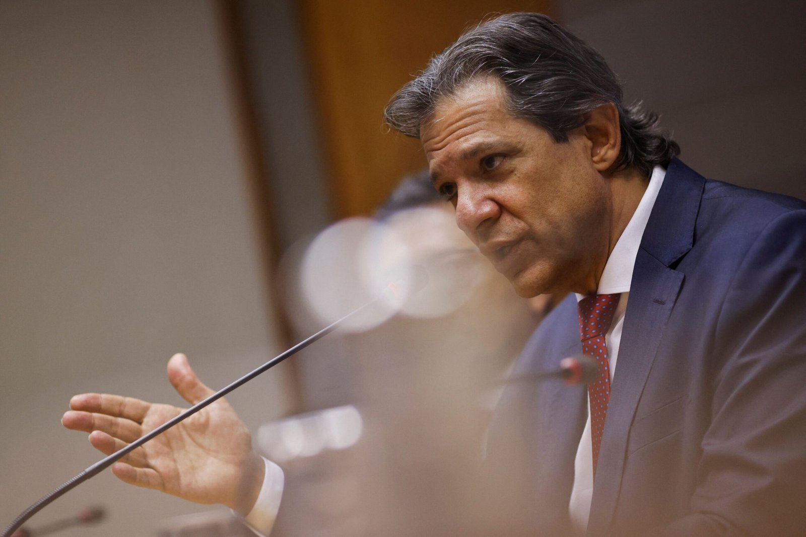 Ministros da área econômica se reúnem para afinar proposta de corte de gastos