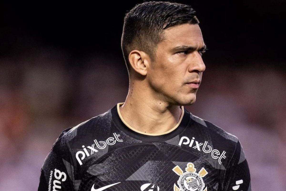 Fifa proíbe Corinthians de contratar jogadores por conta da dívida com zagueiro Balbuena
