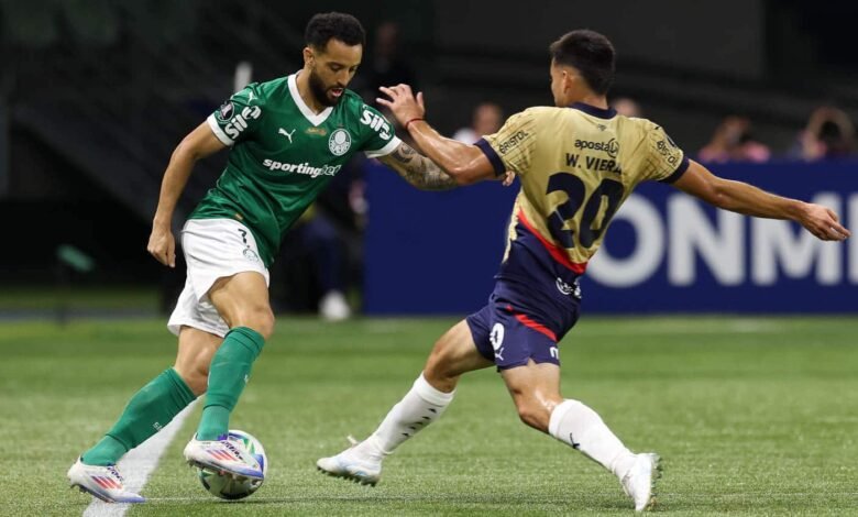 Abel nem quer ouvir falar, mas Palmeiras mira pelo menos 10 modos de substituir Estêvão Abel nem quer ouvir falar, mas Palmeiras mira pelo menos 10 modos de substituir Estêvão
