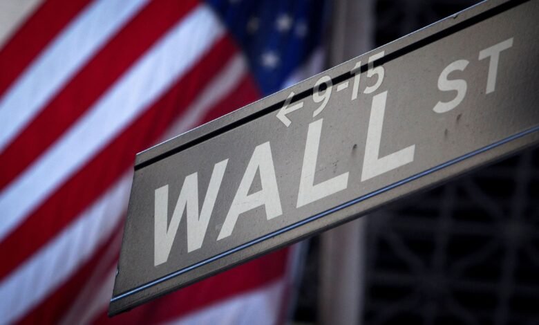 Bolsas de NY fecham em queda antes do Fed e com Trump; Berkshire cai