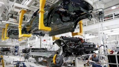 Produção manufatureira dos EUA cai em abril pressionada por automóveis