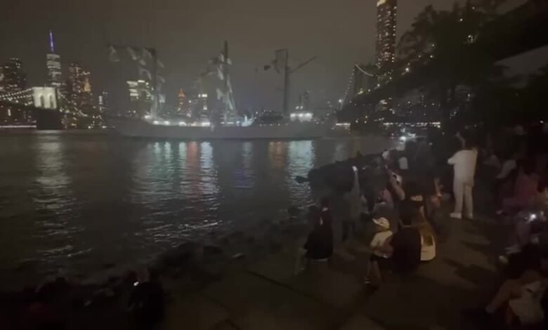 Polícia acredita que “problema mecânico“ causou colisão de navio em ponte Polícia acredita que “problema mecânico“ causou colisão de navio em ponte