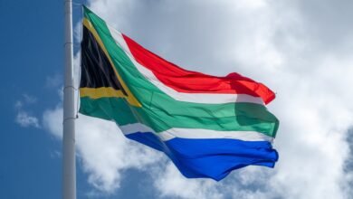 289 mineradores ficam presos em mina de ouro na África do Sul