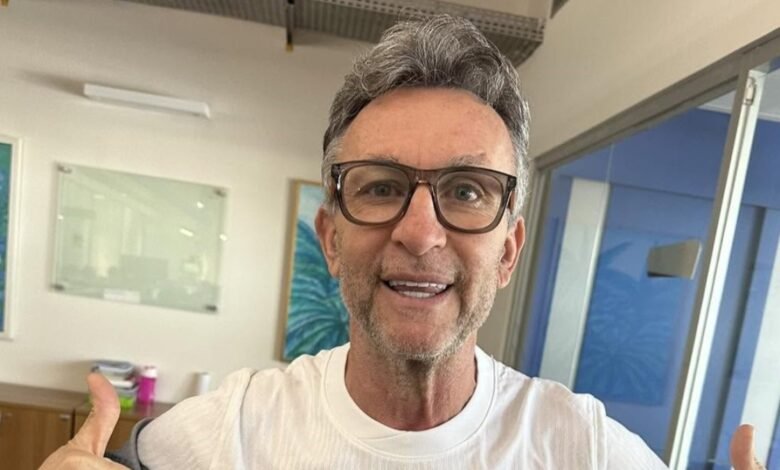Relembre o início do apresentador Neto na televisão brasileira Relembre o início do apresentador Neto na televisão brasileira