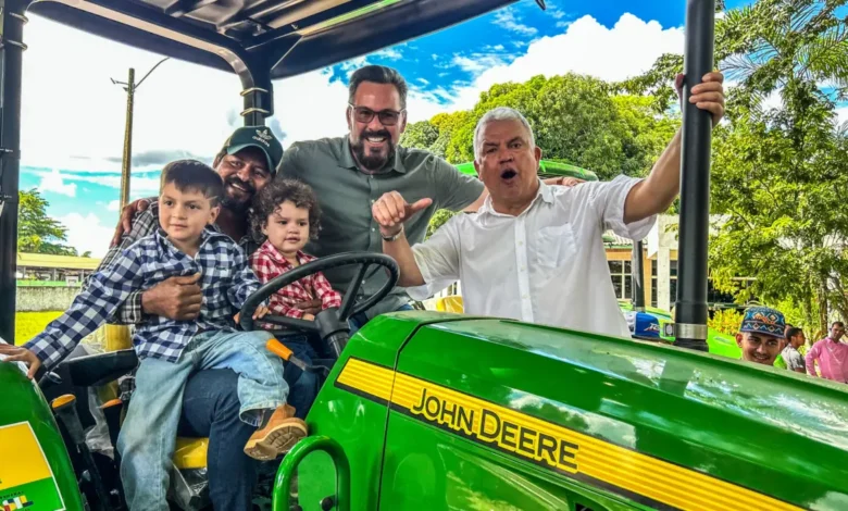 Acre recebe maior entrega de maquinários agrícolas do governo federal | ac24horas Acre recebe maior entrega de maquinários agrícolas do governo federal | ac24horas