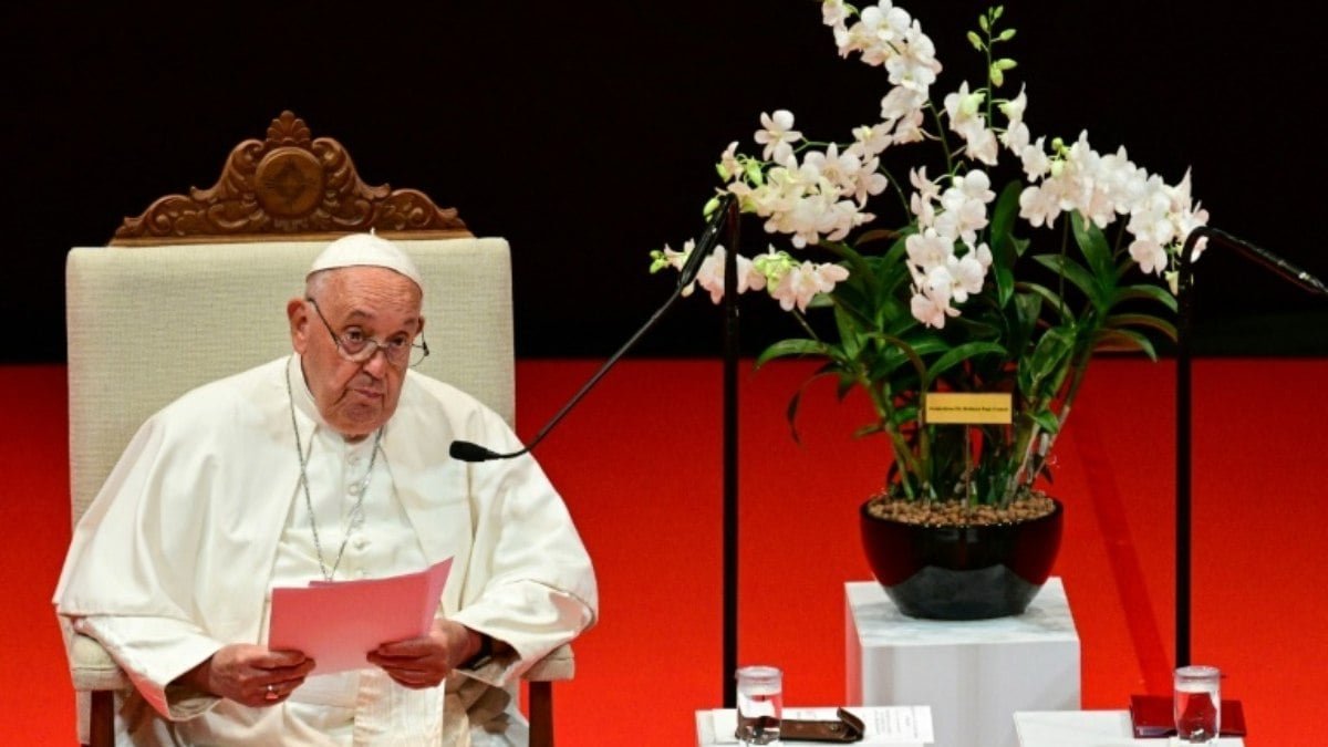Em Singapura, papa Francisco pede proteção à ‘dignidade dos trabalhadores migrantes’