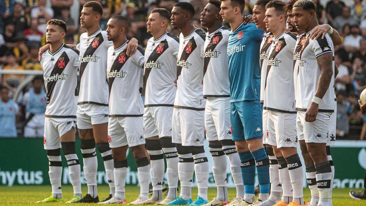 Vasco tem cinco pendurados para enfrentar o CAP
