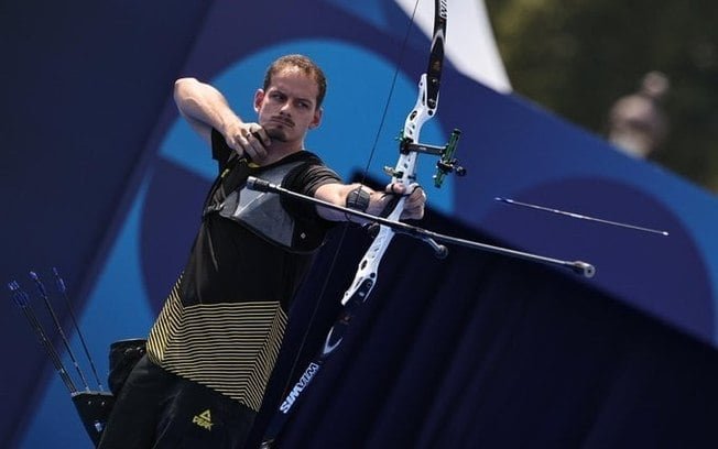 Tiro com Arco: Marcus D’ Almeida é superado nas oitavas de final em Paris