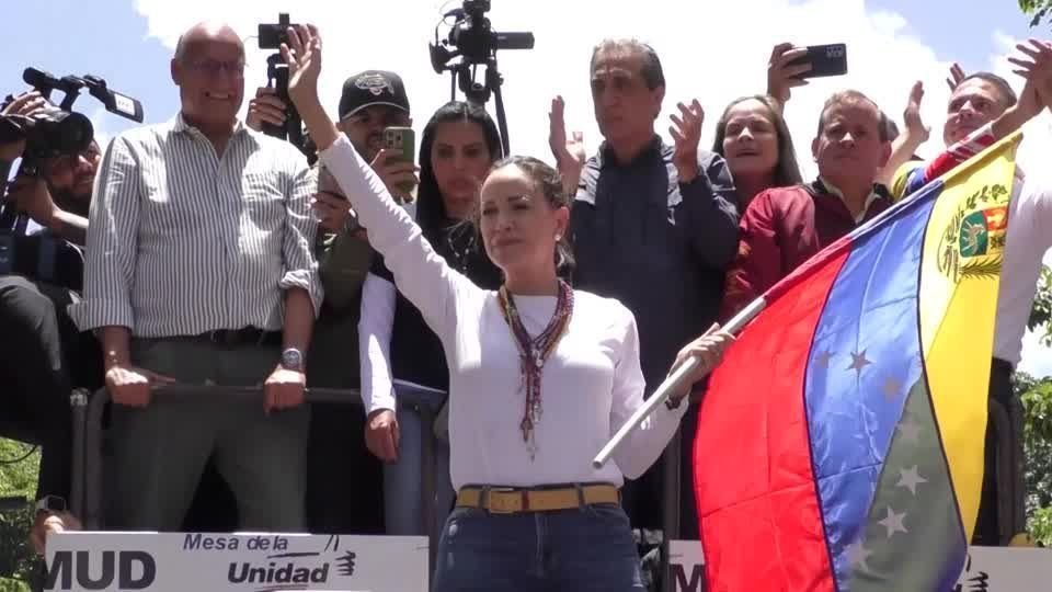 Oposição convoca protesto mundial contra Maduro e incentiva impressão de atas