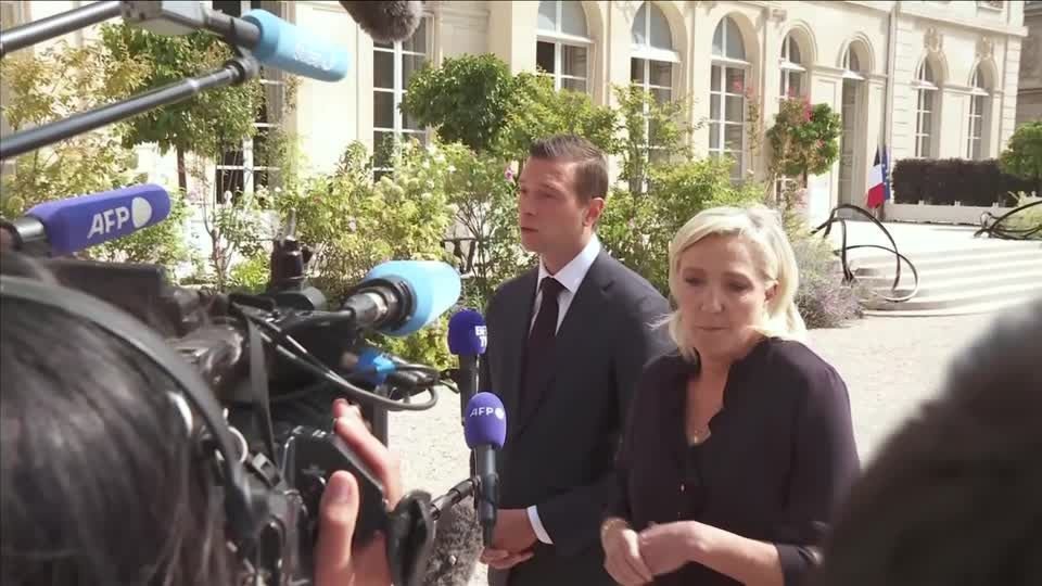 Ultradireita afirma que Macron escolheu “paralisia“ em impasse sobre premiê