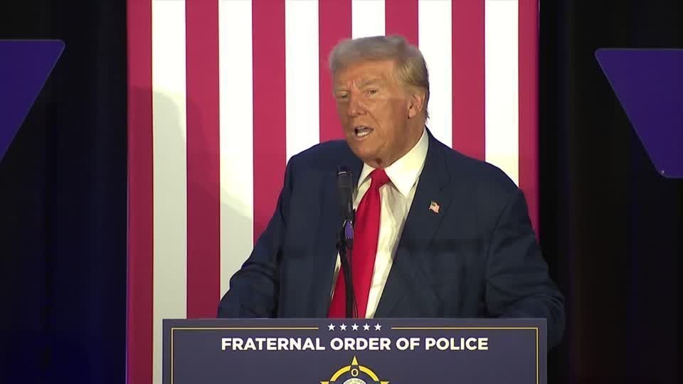 Trump pede a polícia que “monitore fraudes eleitorais“ na votação deste ano