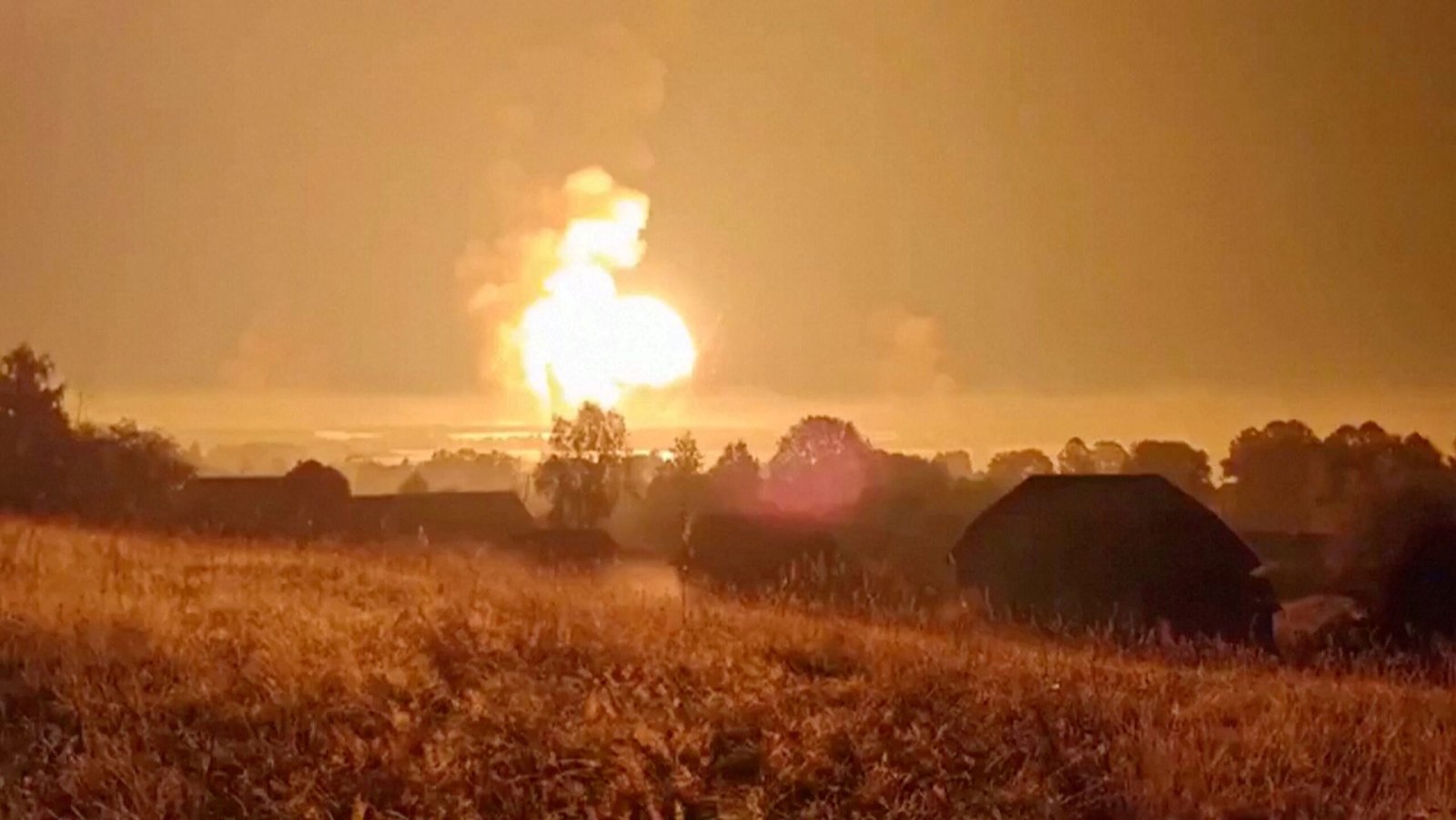 Ataque ucraniano a depósito de armas russo provoca explosão similar a terremoto