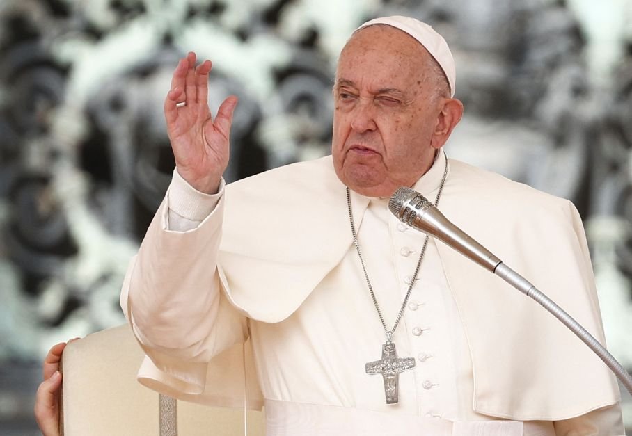 Papa Francisco expressa apoio às pessoas afetadas pelas inundações em Valência