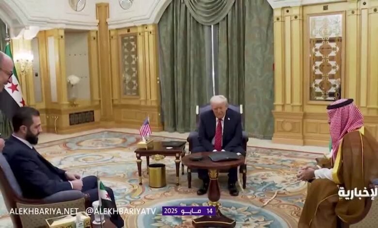Donald Trump pede que a Síria normalize relações com Israel Donald Trump pede que a Síria normalize relações com Israel