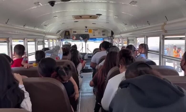Primeiro grupo de imigrantes “autodeportados“ dos EUA chega em Honduras Primeiro grupo de imigrantes “autodeportados“ dos EUA chega em Honduras