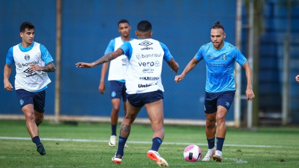 Grêmio retoma preparação para o Gre-Nal