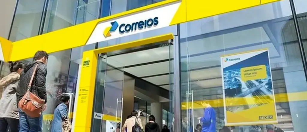 Correios abre concurso com 33 vagas e salários de mais de R$ 6 mil