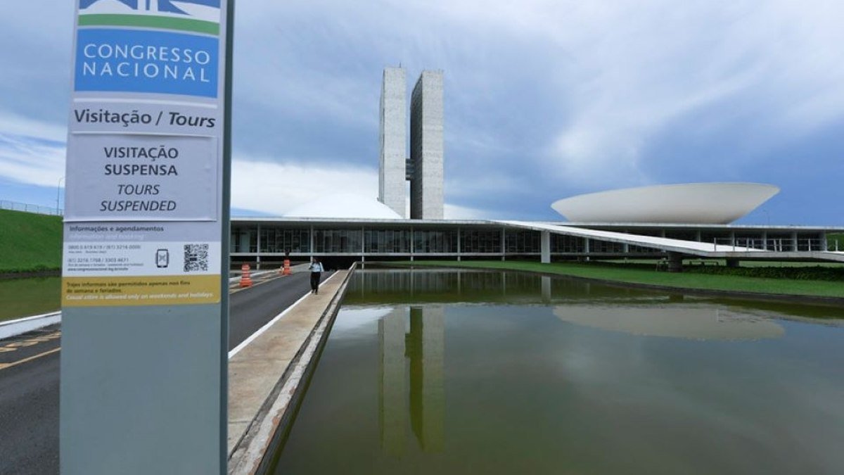 Congresso promulga emenda que permite reeleição nos tribunais de Justiça do RJ e SP