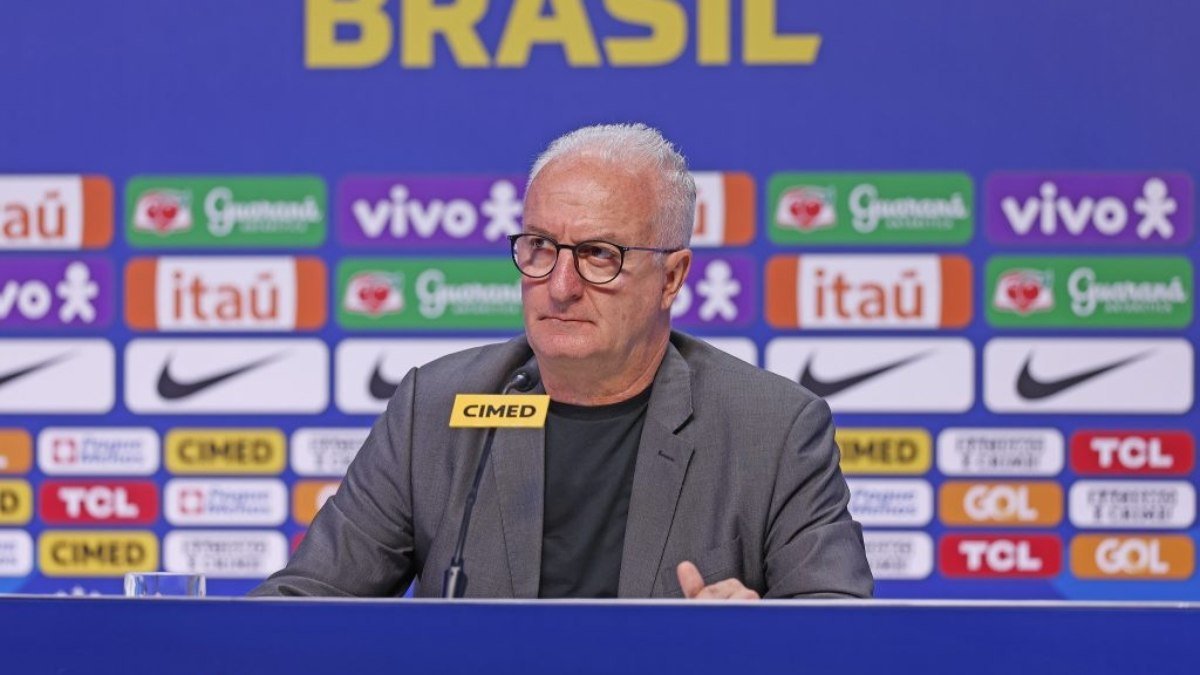 Em coletiva, Dorival explica ausências e lesões na Seleção; confira Em coletiva, Dorival explica ausências e lesões na Seleção; confira