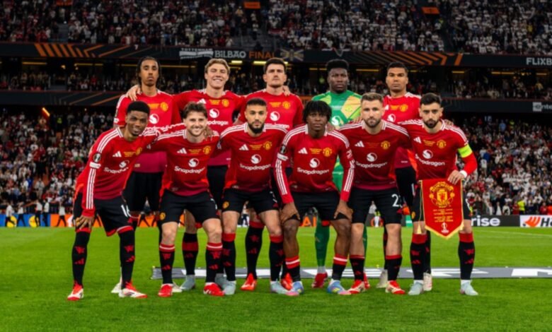 United põe elenco todo à venda após fracasso na temporada United põe elenco todo à venda após fracasso na temporada