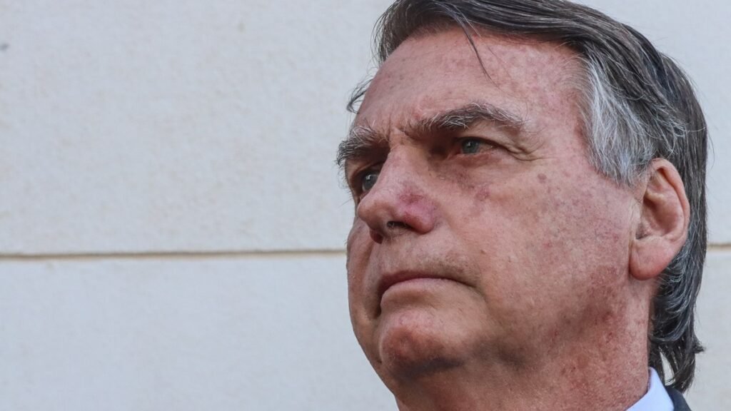 veja repercussão política de indiciados pela PF