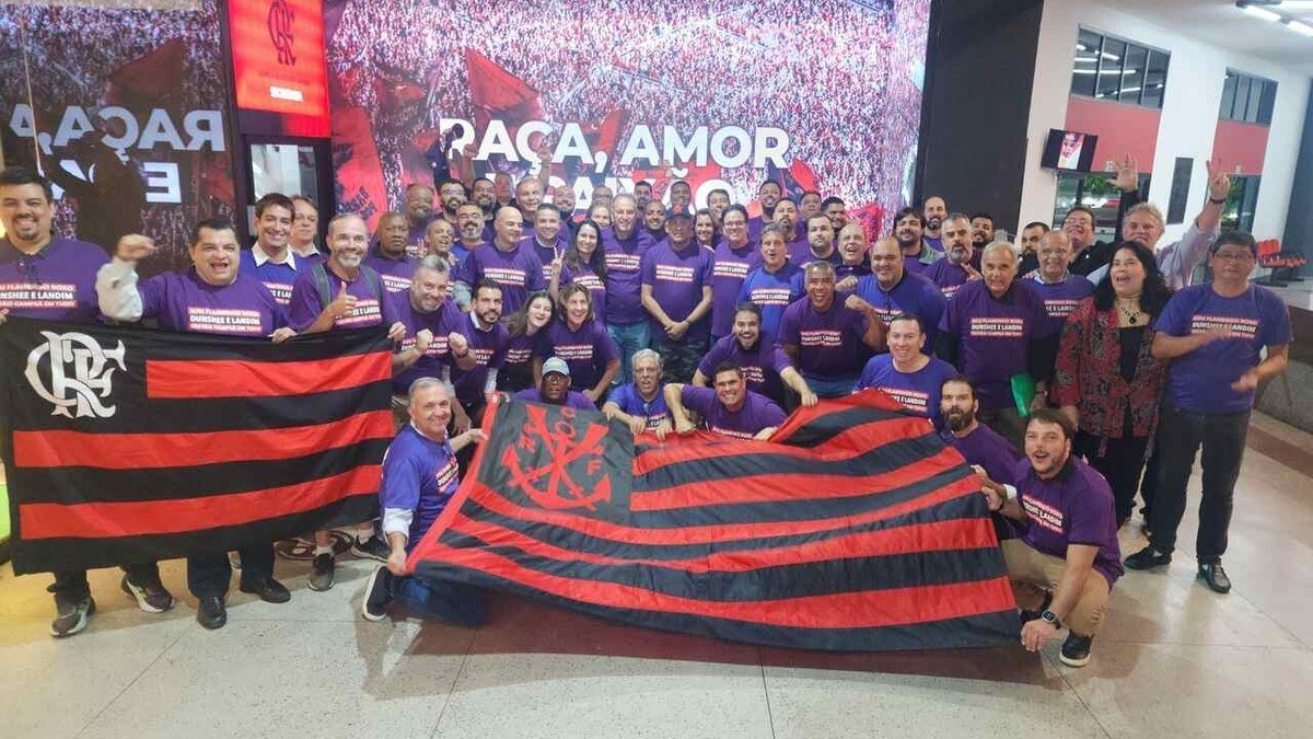Rodrigo Dunshee registra chapa para eleições do Flamengo