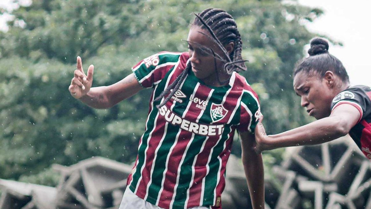 Fluminense e Flamengo empatam na ida da final do Carioca Feminino