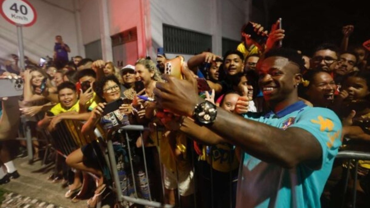 Vini Jr fala sobre luta antirracista na Seleção e no mundo da bola