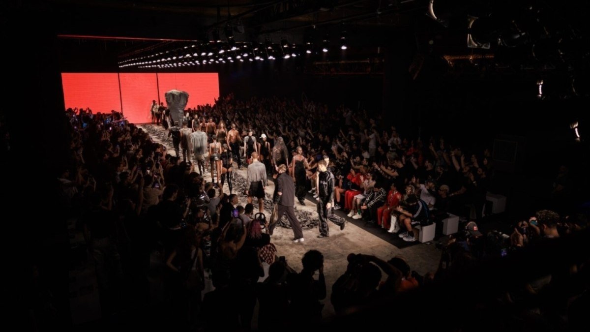 É hoje! SPFW+N58 começa com desfiles, exposições e homenagens a Regina Guerreiro**