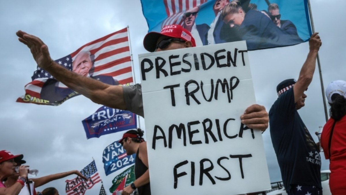 Nervosismo na Flórida, onde seguidores de Trump se reúnem para ver resultados da eleição