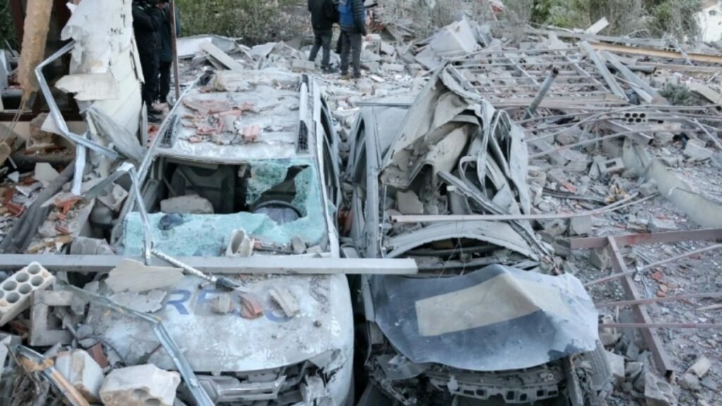 Hamas acusa Israel de invadir hospital em Gaza e de bombardeios mortais