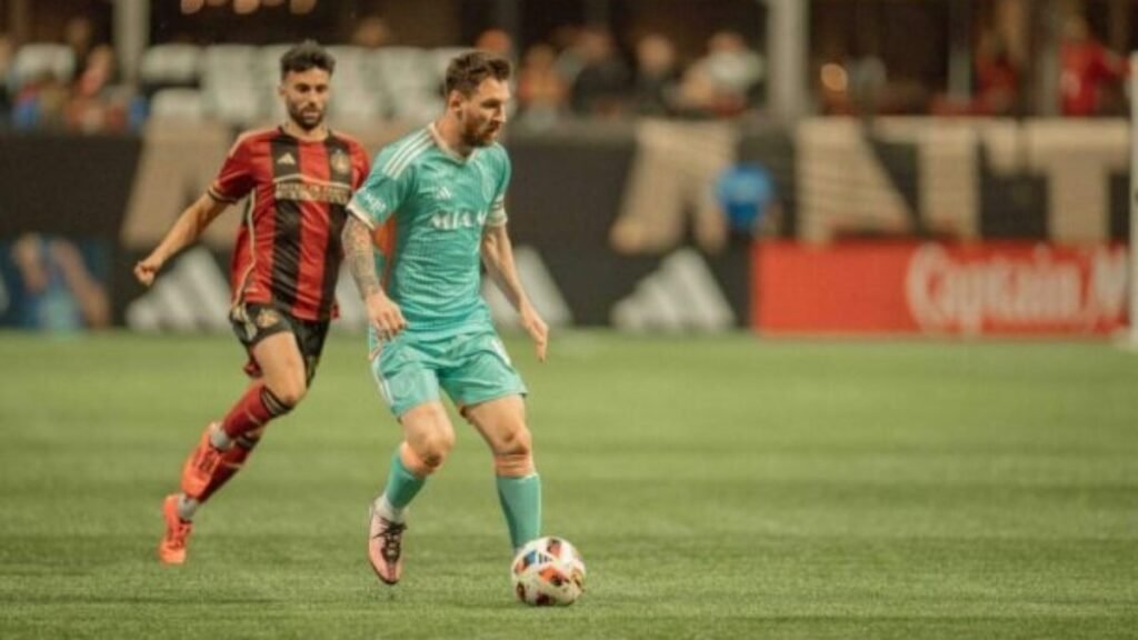 Messi passa em branco, e Inter Miami sofre derrota no mata-mata da MLS