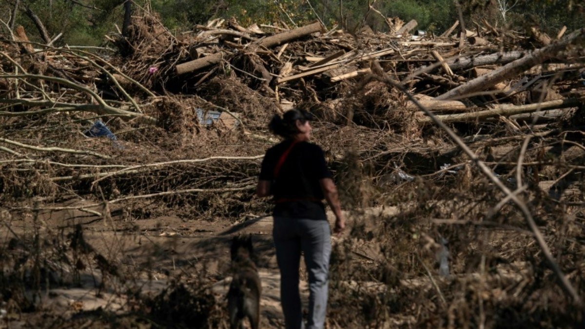 Tempestade Milton vira furacão nos EUA ao avançar para Flórida