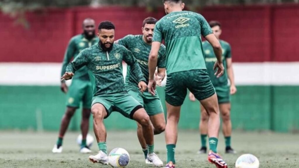 Fluminense busca melhorar desempenho nos confrontos diretos pelo Brasileirão