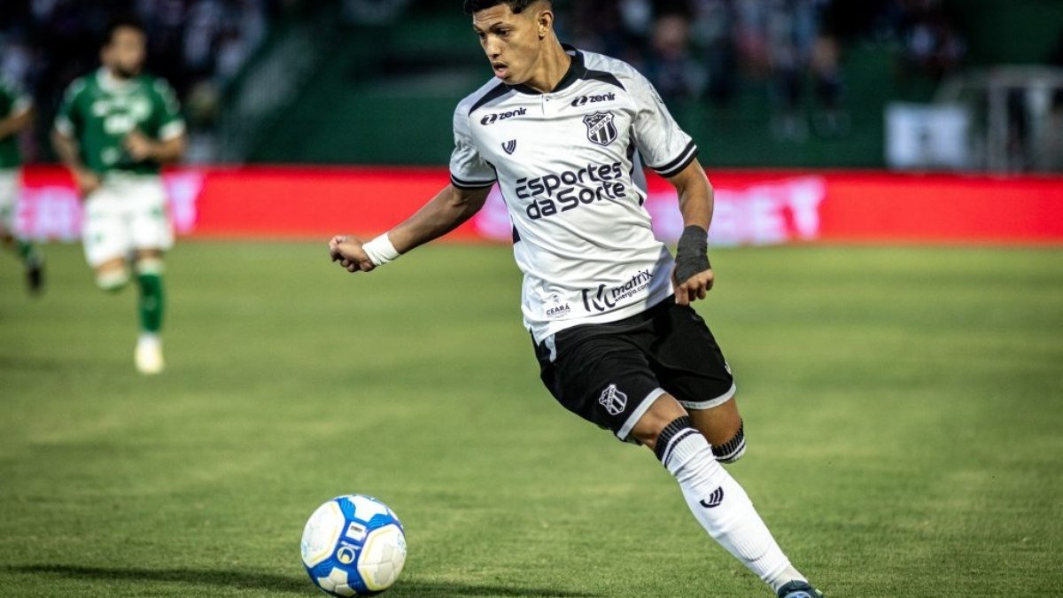 Erick Pulga finaliza a temporada como artilheiro da Série B
