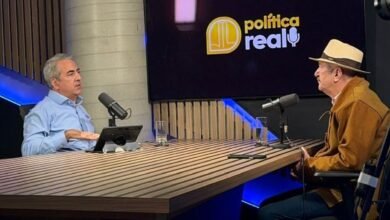 “O ministro errou”, diz Rebelo sobre ameaça de prisão de Moraes